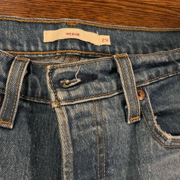 Levi’s wedgie jeans size 29 - Picture 5 of 11